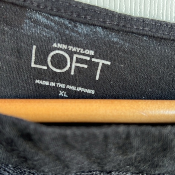 Ann Taylor Loft black 3/4 inch tee shirt sizeXL - Picture 3 of 4